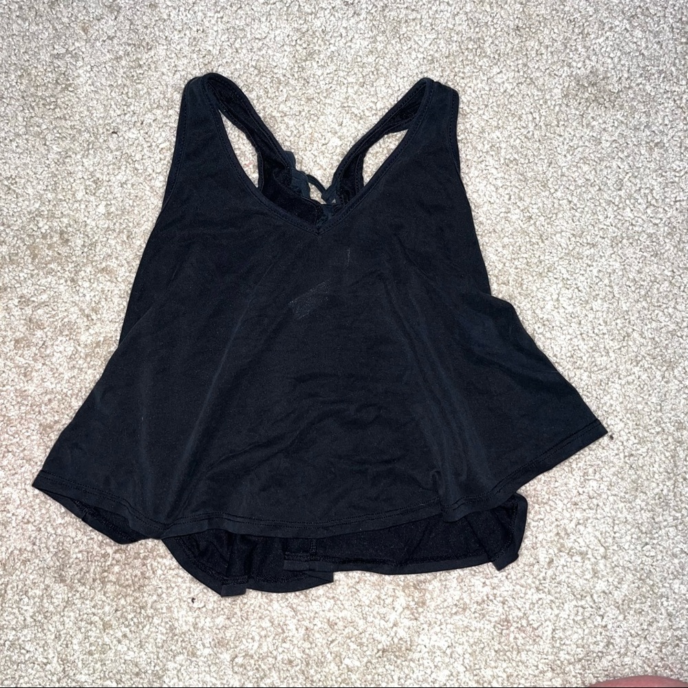 black flowy cropped tank top